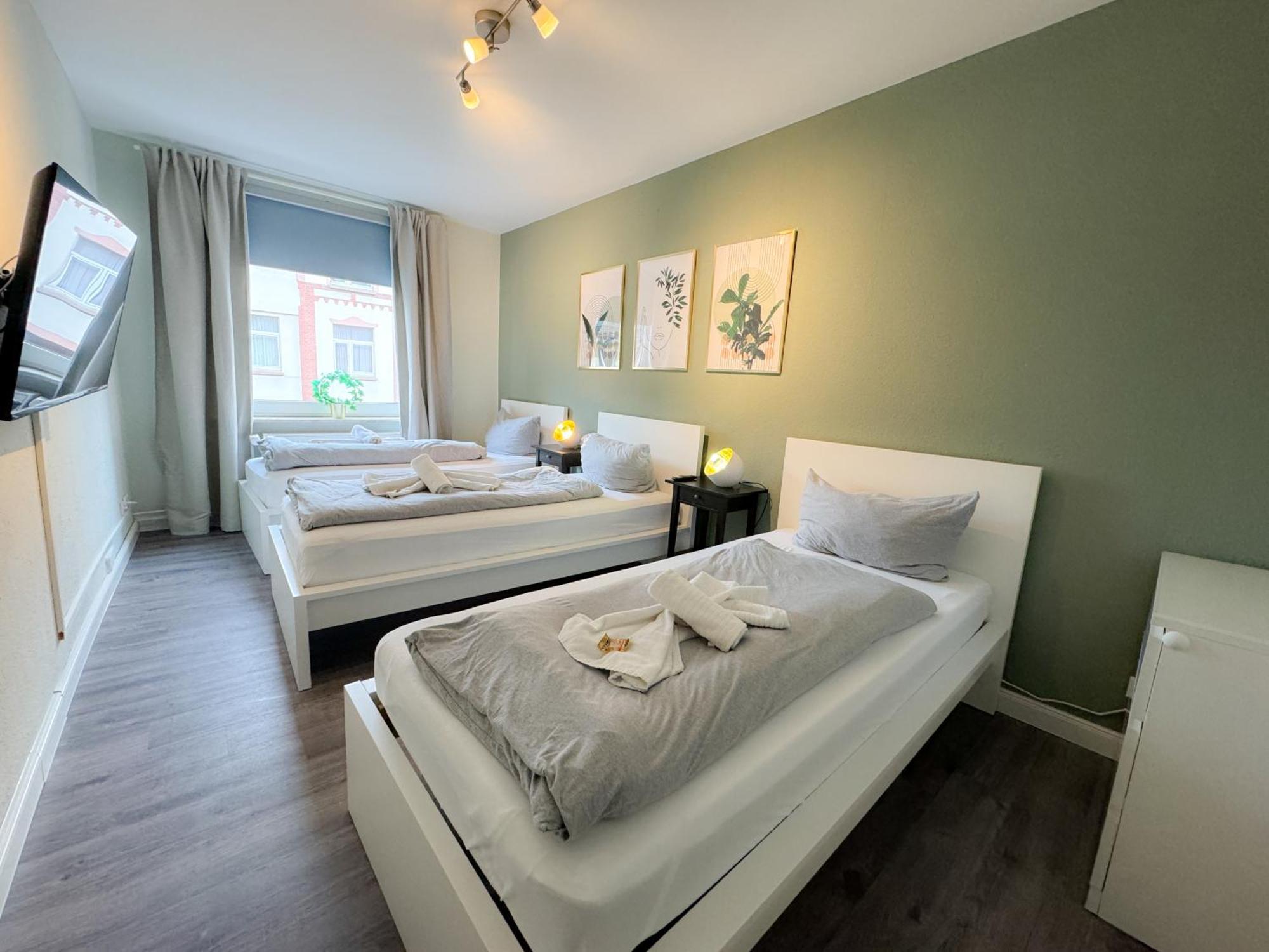 Wohnung Fuer 5 Gaeste Grosse Kueche Messe- Und Citynah Hanovre Extérieur photo
